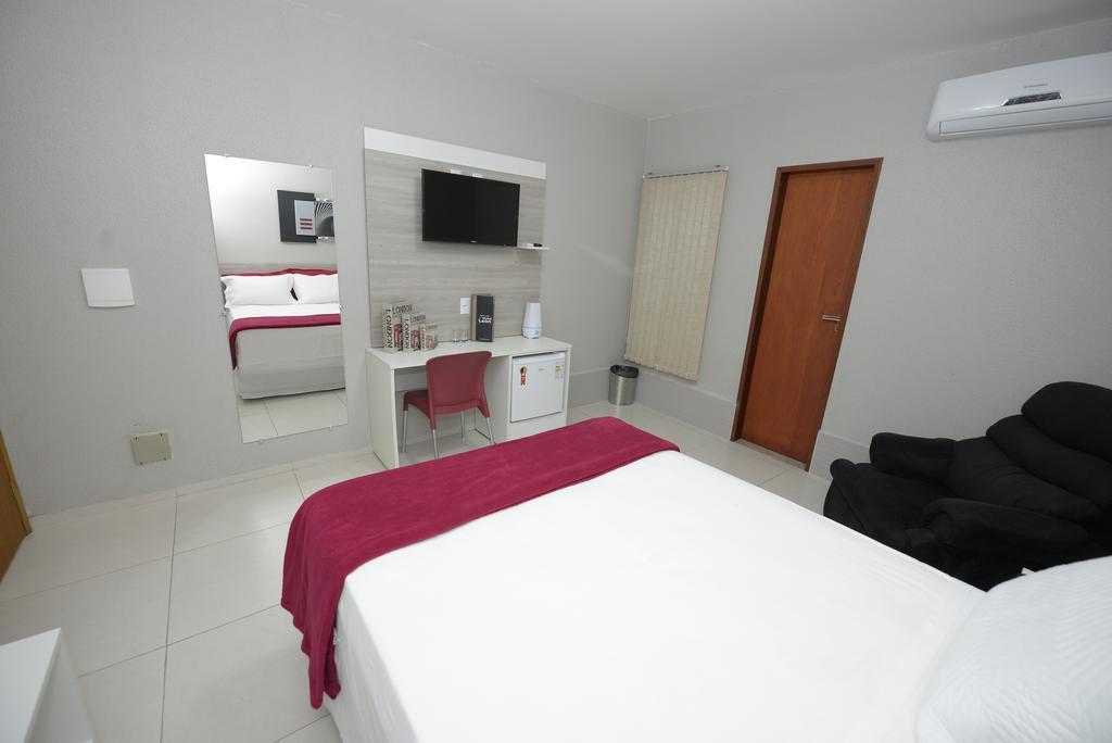 Hotel Leon Barbalha Exterior foto